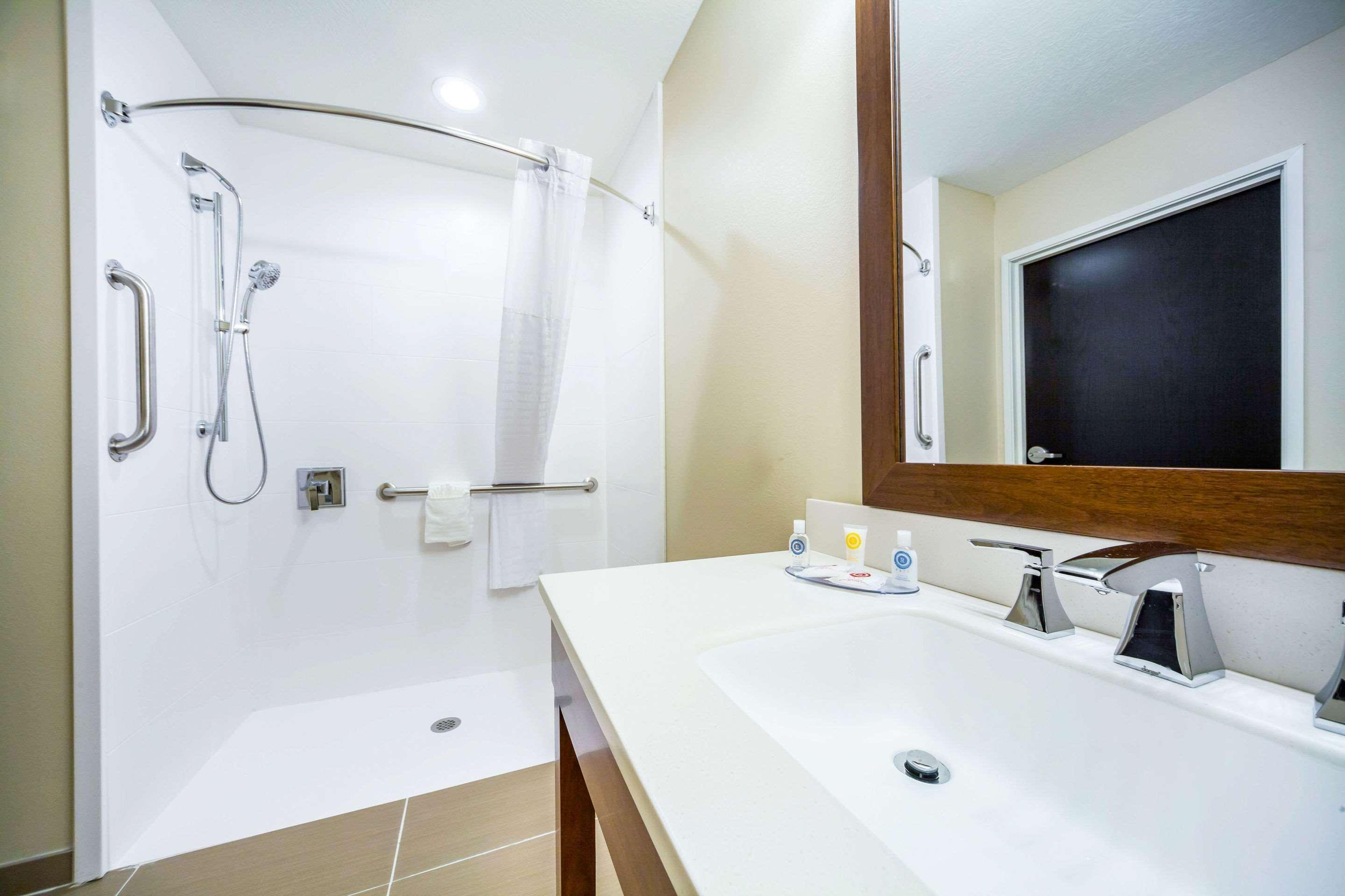 Comfort Inn & Suites North Platte I-80 Ngoại thất bức ảnh