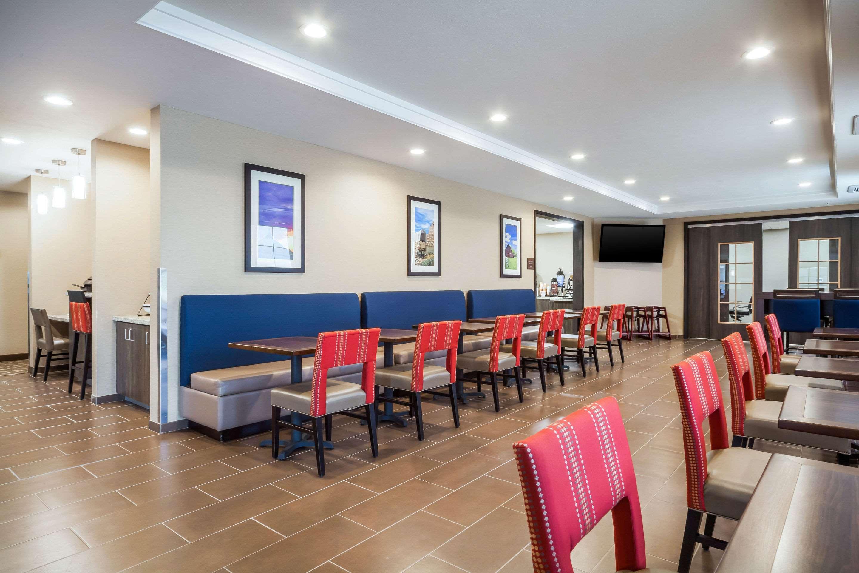 Comfort Inn & Suites North Platte I-80 Ngoại thất bức ảnh