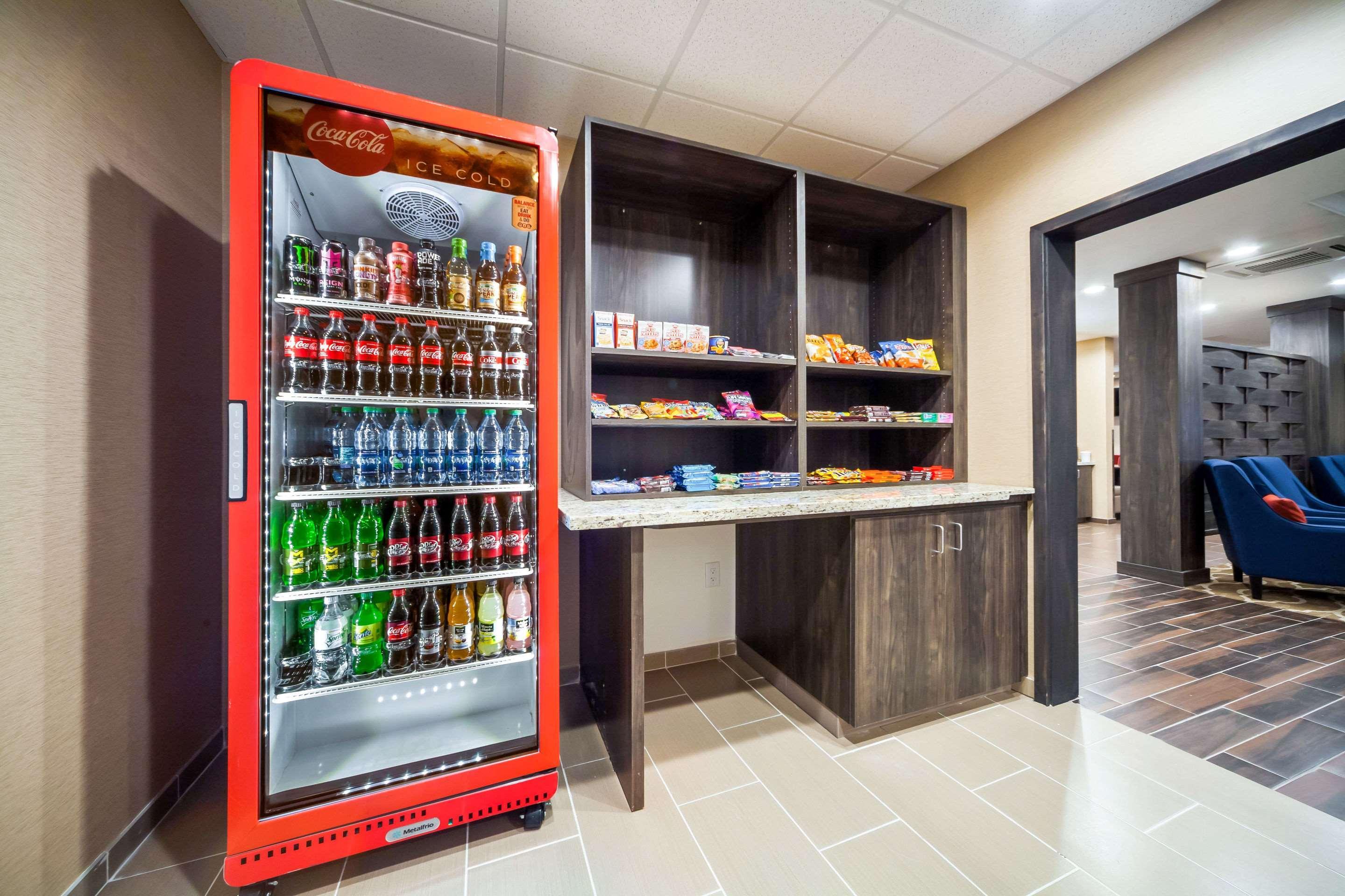 Comfort Inn & Suites North Platte I-80 Ngoại thất bức ảnh