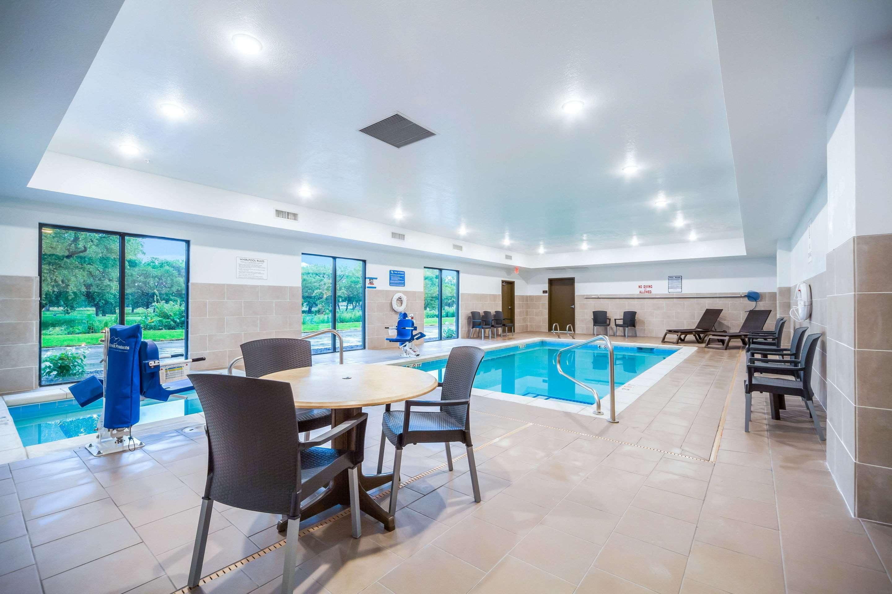 Comfort Inn & Suites North Platte I-80 Ngoại thất bức ảnh